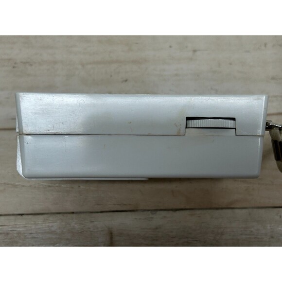 Vtg PASPORT Solid State AM Radio Model PR 111 With 2 Headphones Tested - Picture 4 of 16